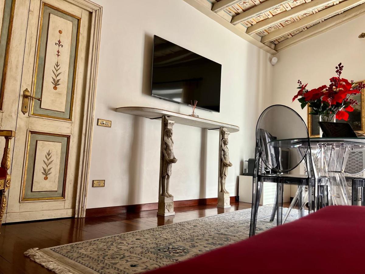 Babuino Luxury Apartment - Piazza Di Spagna Рим Екстер'єр фото
